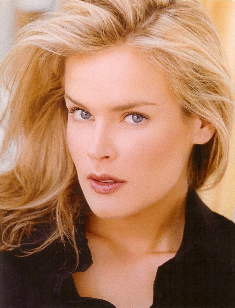 Heidi Albertsen — Beauty portfolio photograph 18